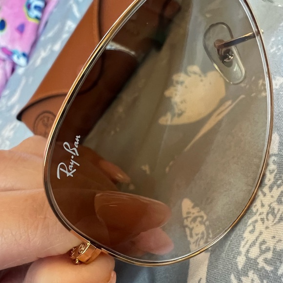 Ray Ban Aviators - Picture 3 of 5